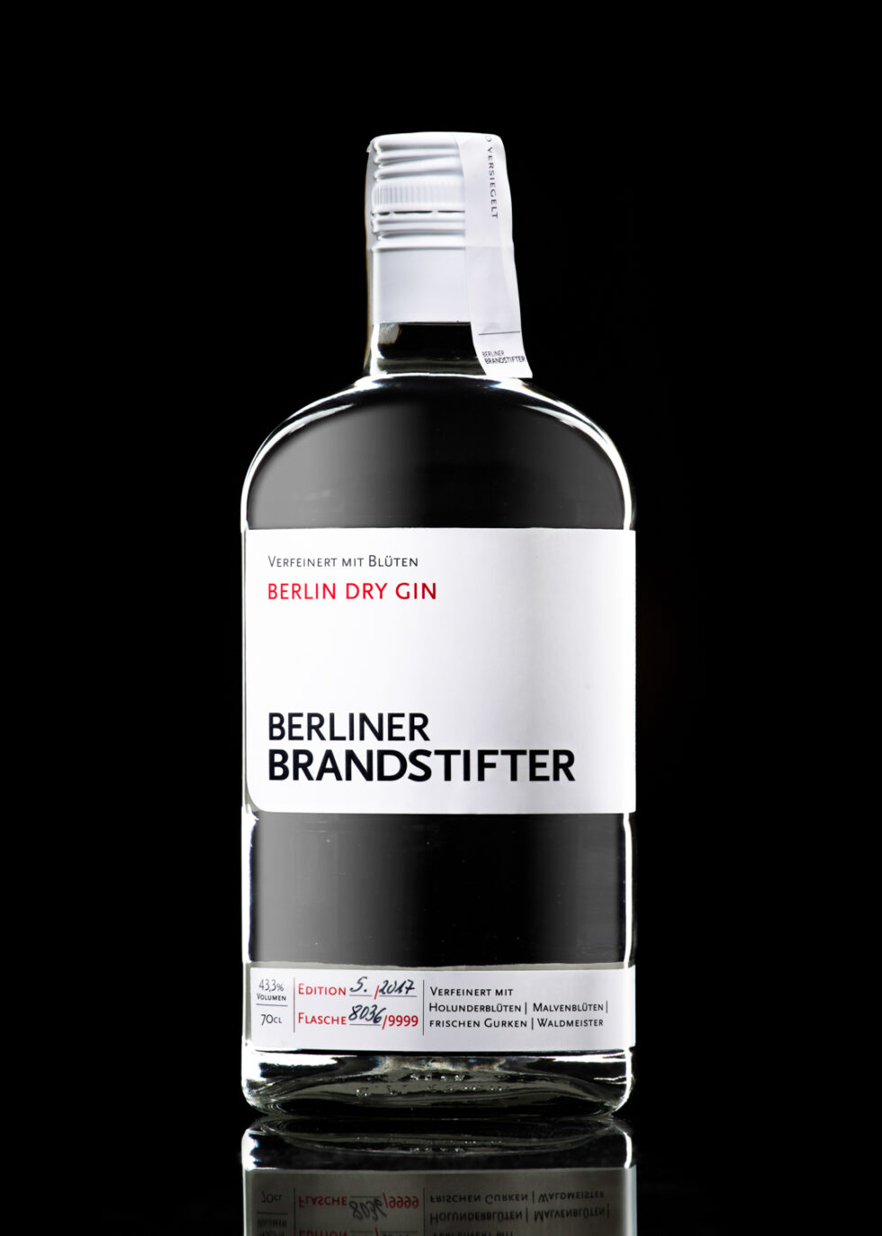 Product Photo of a bottle of gin